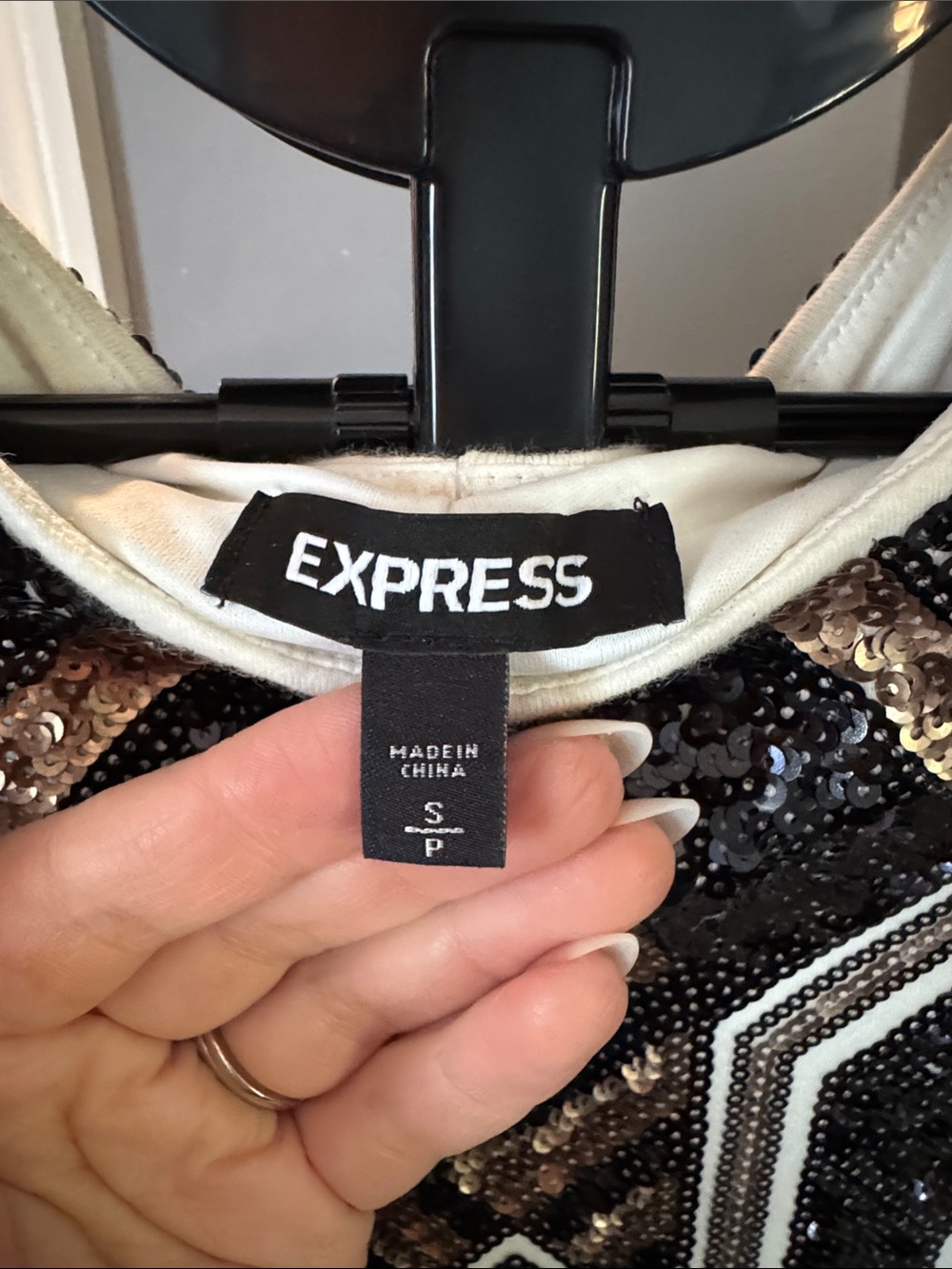 Black & White Sequin Geometric Cocktail Dress - Picture 2 of 8